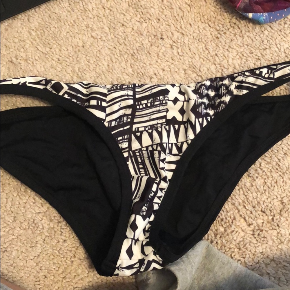 patterned Lspace bathing suit bottoms